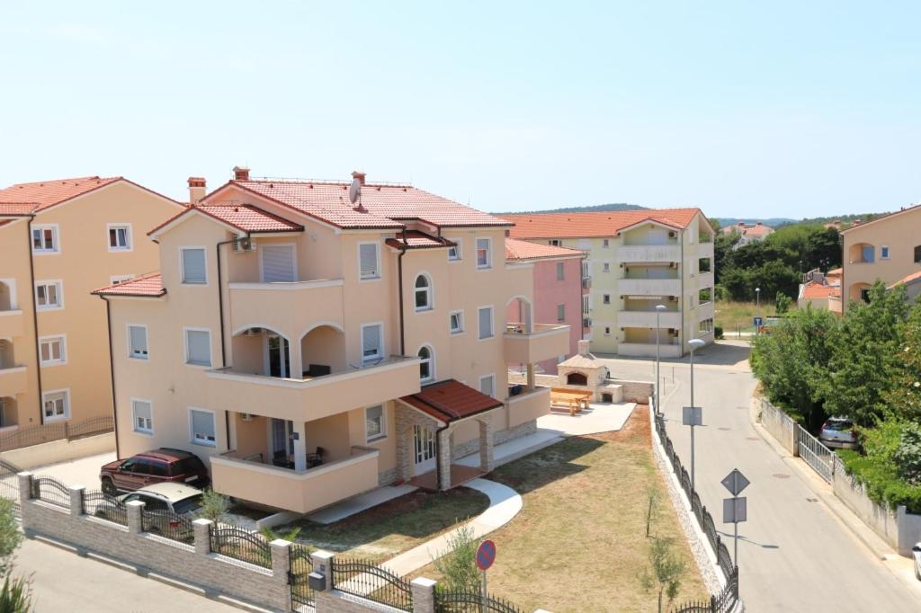 Guesthouse Медулин Экстерьер фото