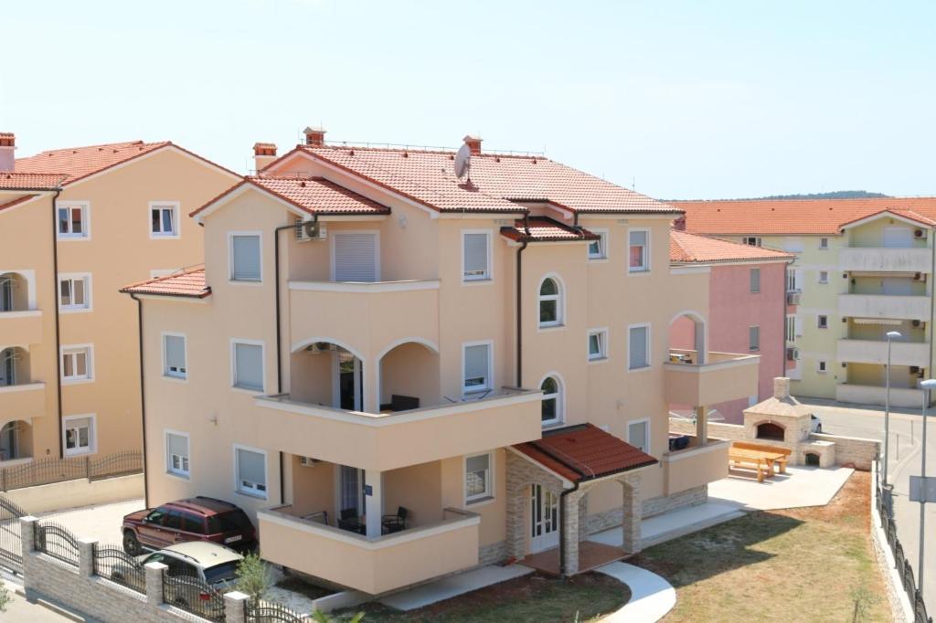 Guesthouse Медулин Экстерьер фото