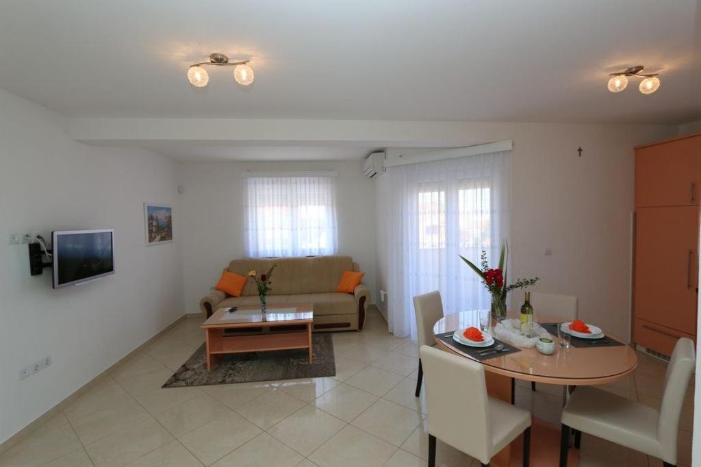 Guesthouse Медулин Экстерьер фото